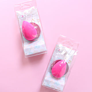 بيوتي بلندر اسفنجة مكياج مع قاعدة للمزج